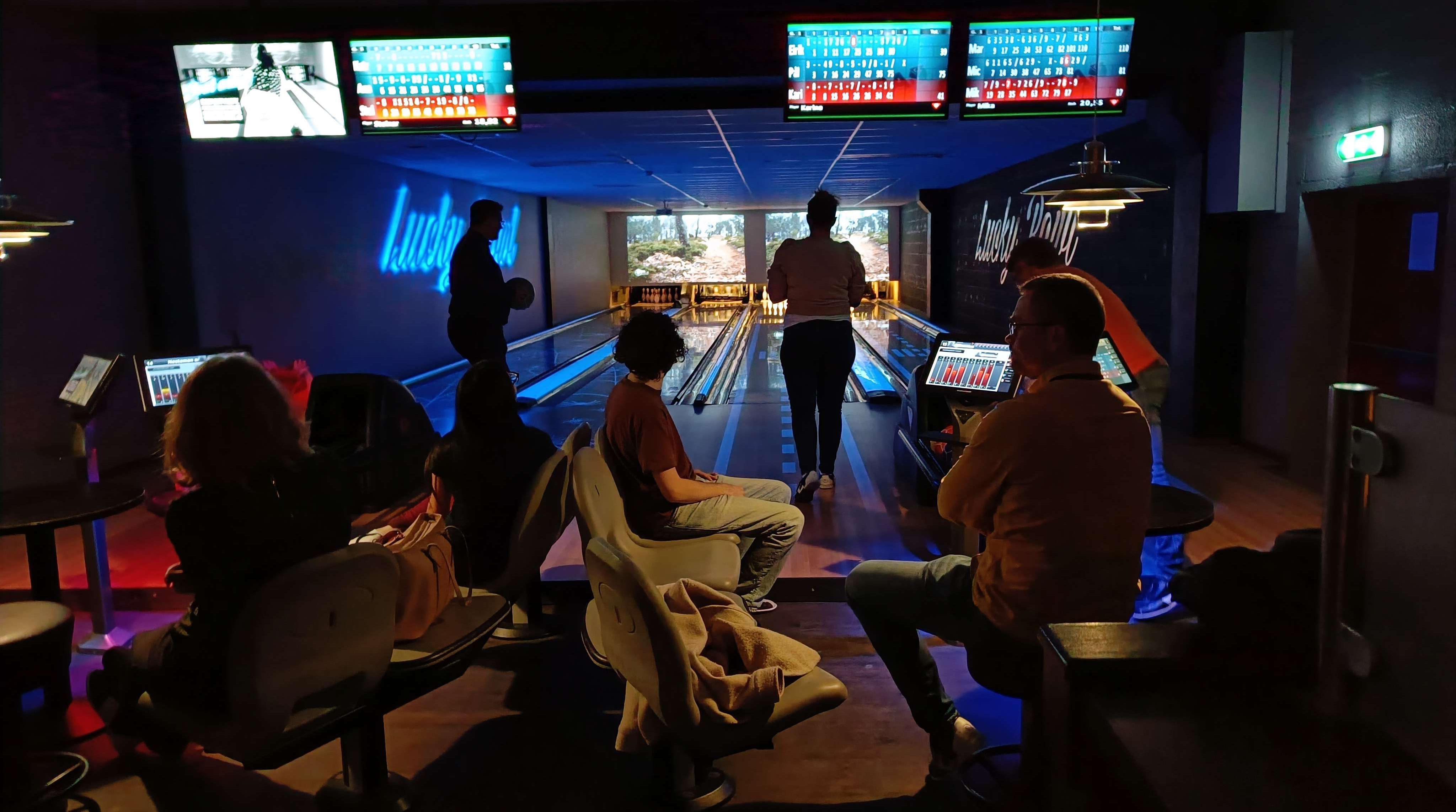 picture_of_bowling_activity